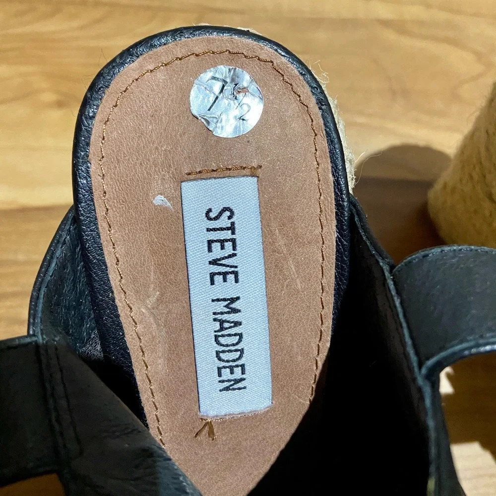 Steve Madden Wedges - Picture 3 of 4